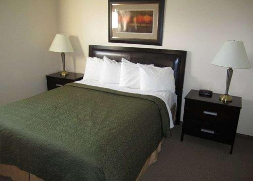 Quality Inn New Liskeard Oda fotoğraf