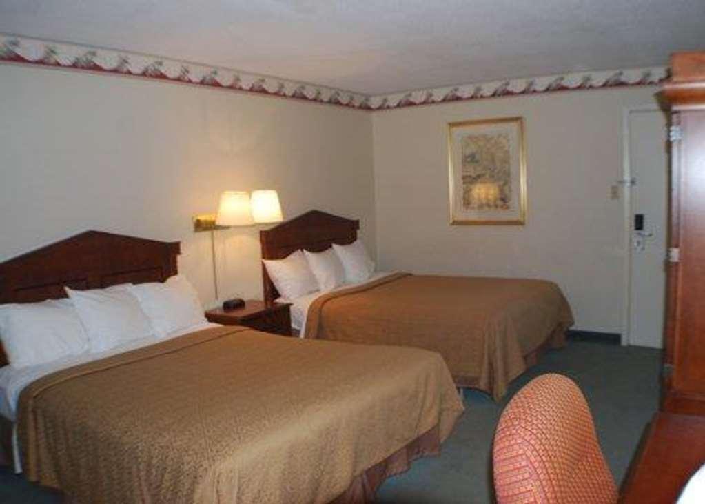 Quality Inn New Liskeard Oda fotoğraf