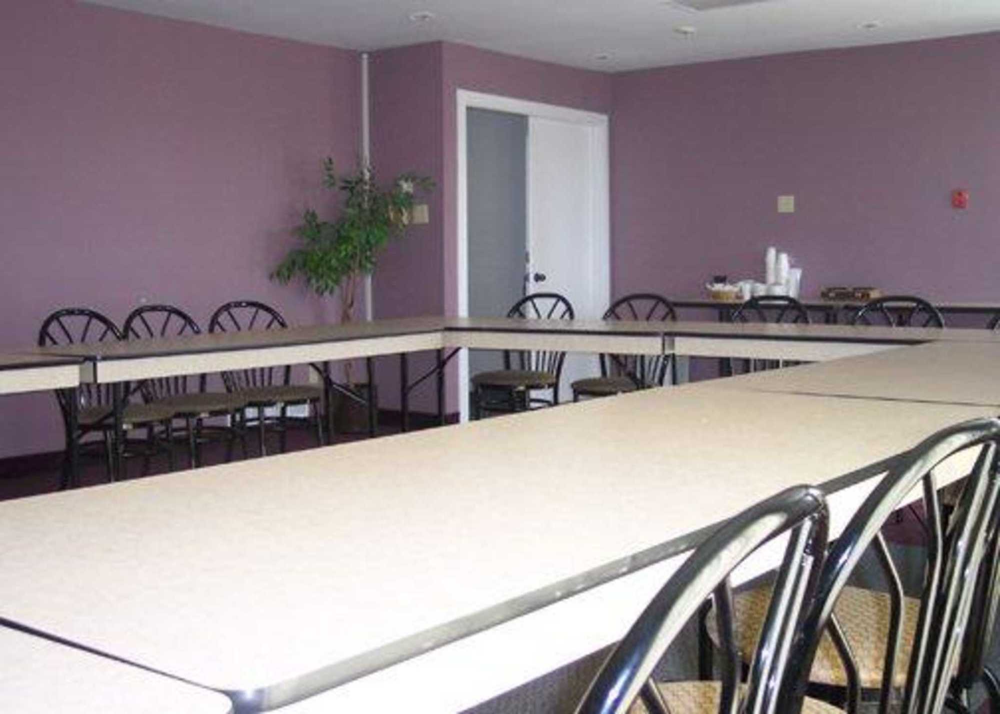 Quality Inn New Liskeard Konforlar fotoğraf